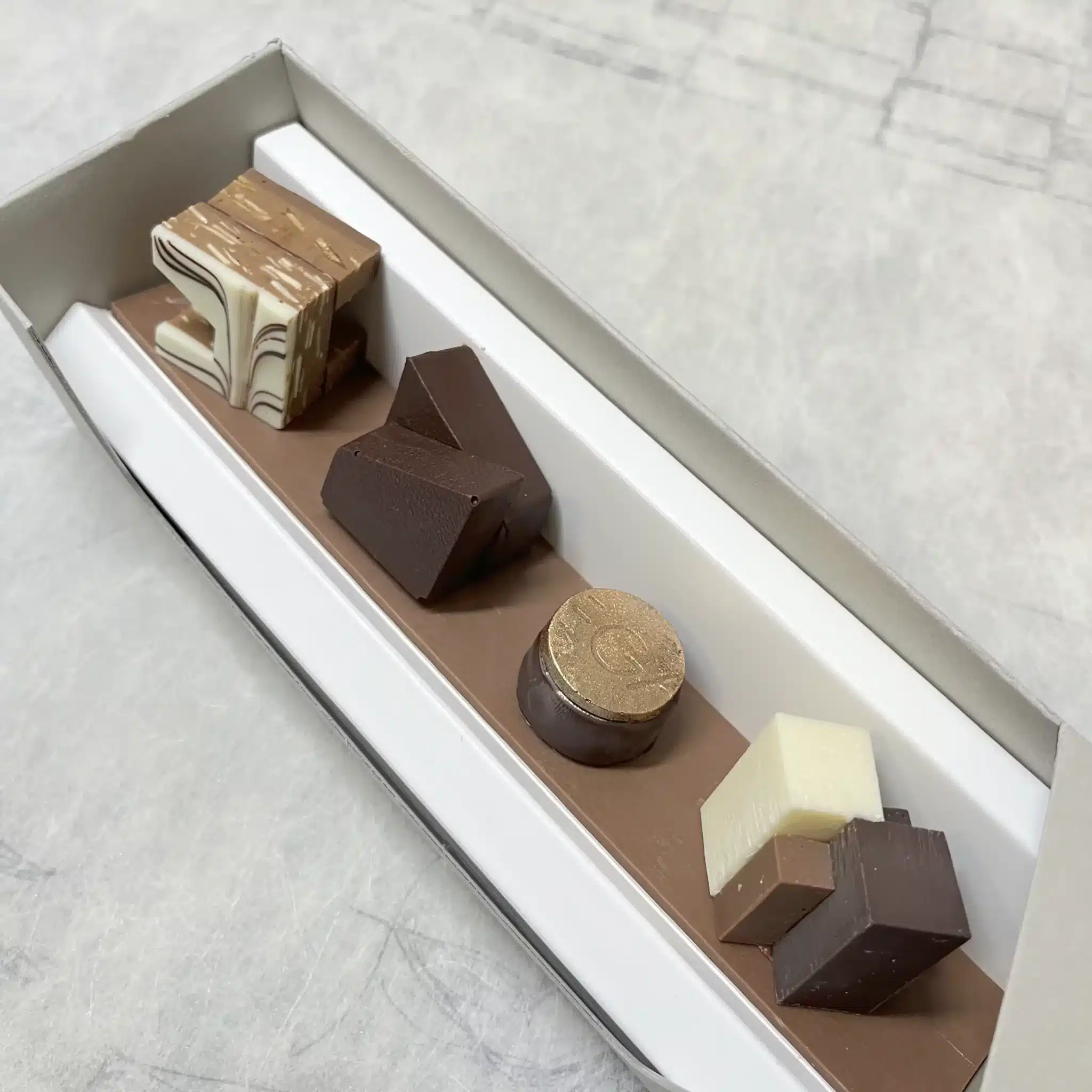 coffre-chocolat-ega-detail